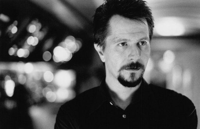 gary oldman air force one